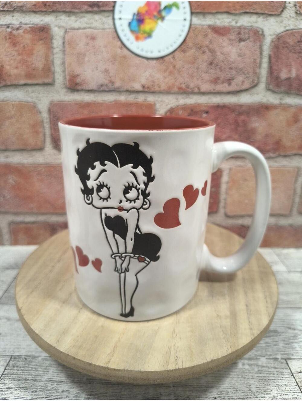 Silver Buffalo Betty Boop Hearts Puppy White Red 17oz Ceramic Coffee Mug NWT